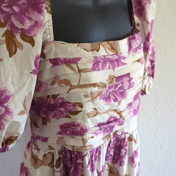 ✨ Abercrombie and Fitch Emerson purple floral size sold out - Picture 5 of 7